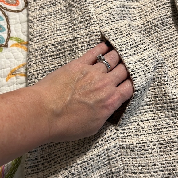 Banana Republic womens size 2P long sleeve jacket textured new without price tag - Picture 10 of 12